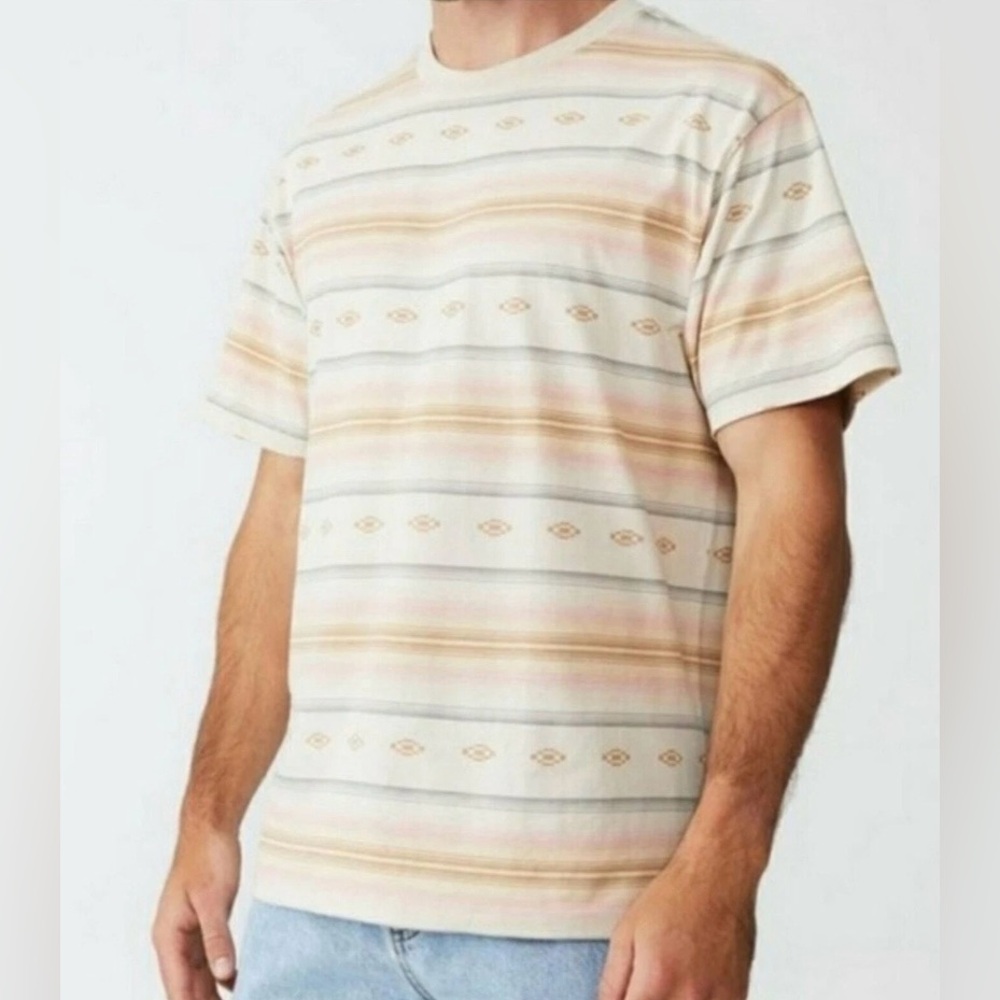 Men’s Cotton On Loose fit Crew Neck Shirt Size M